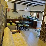 Horská chata Casa Em Xisto Na Serra Da Lousa, *