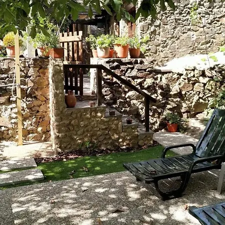 Refugio Romantico- Casa De Xisto Na Serra Da Lousa Horská chata Gondramaz