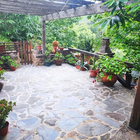 Casa Em Xisto Na Serra Da Lousa, Alpehytte *
