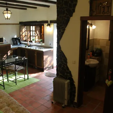 Refugio Romantico- Casa De Xisto Na Serra Da Lousa Horská chata *